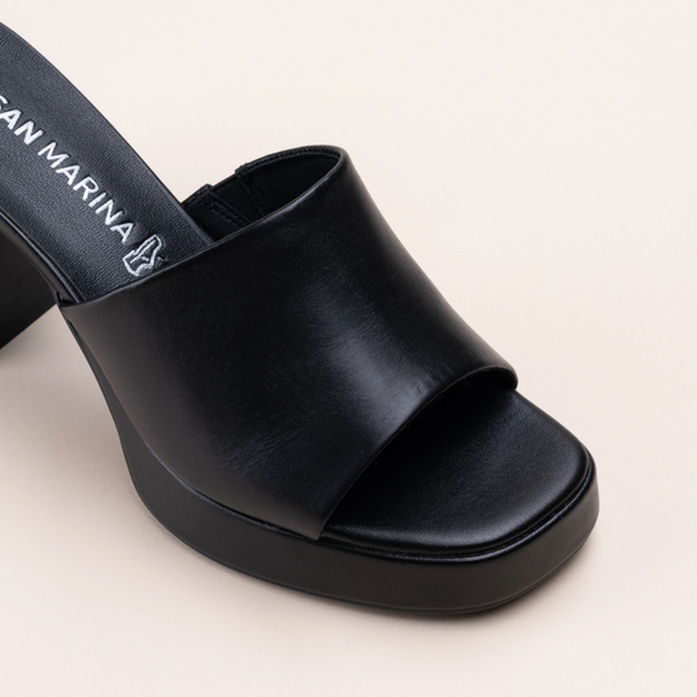 Mules BLACK SAN MARINA