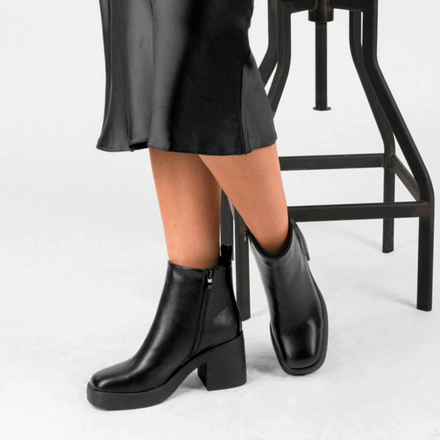 Ankle boots BLACK MERRY SCOTT