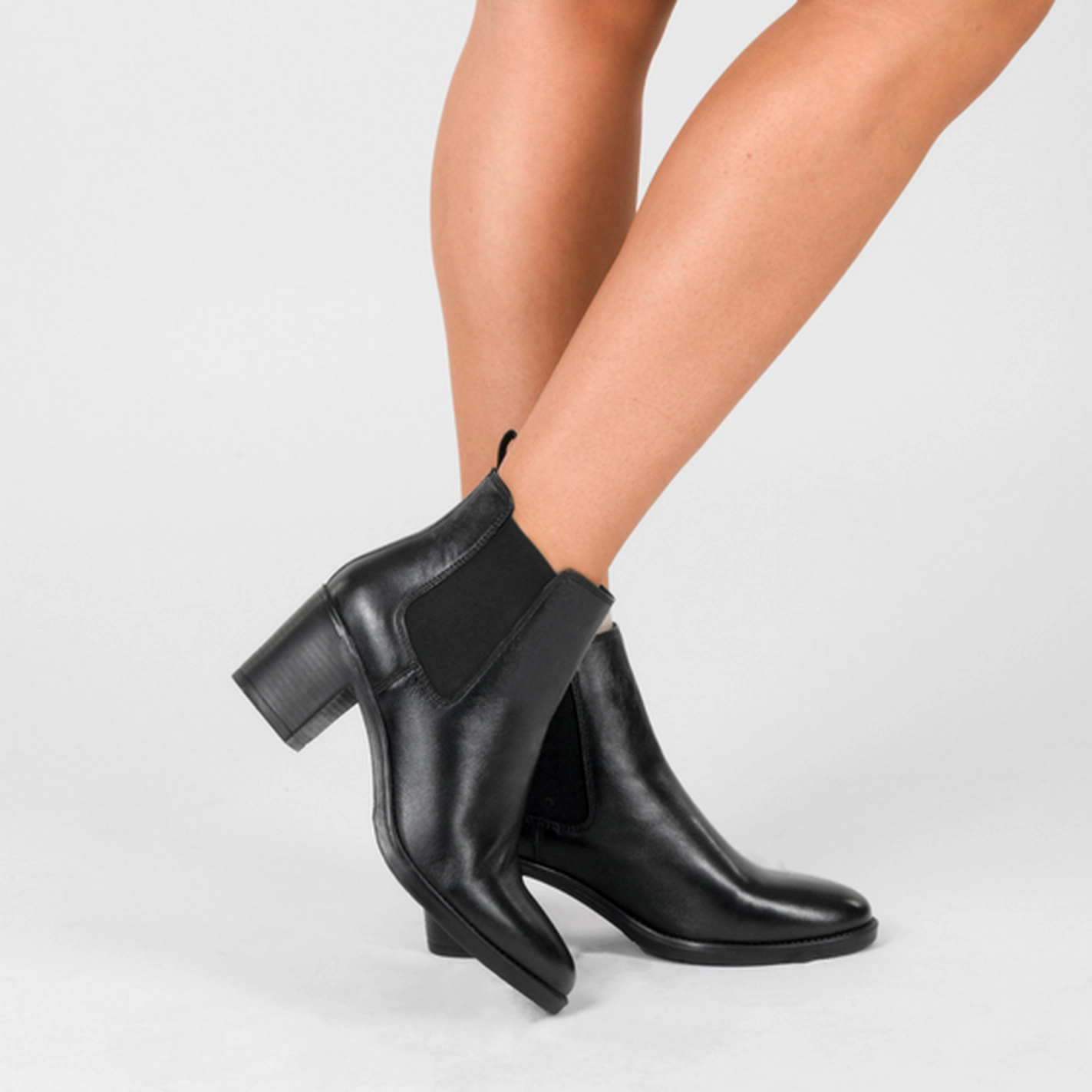 Bottines NOIR MEGIS ELEGANT