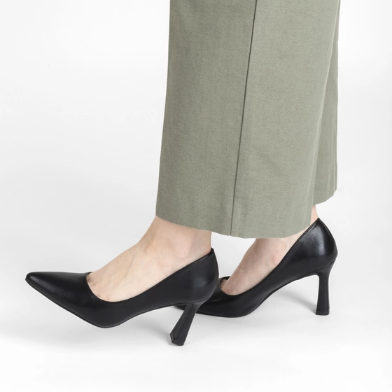 Pumps BLACK SINEQUANONE