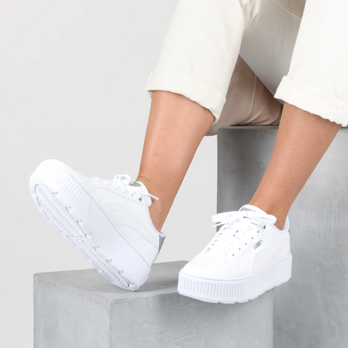 Baskets BLANC PUMA Karmen