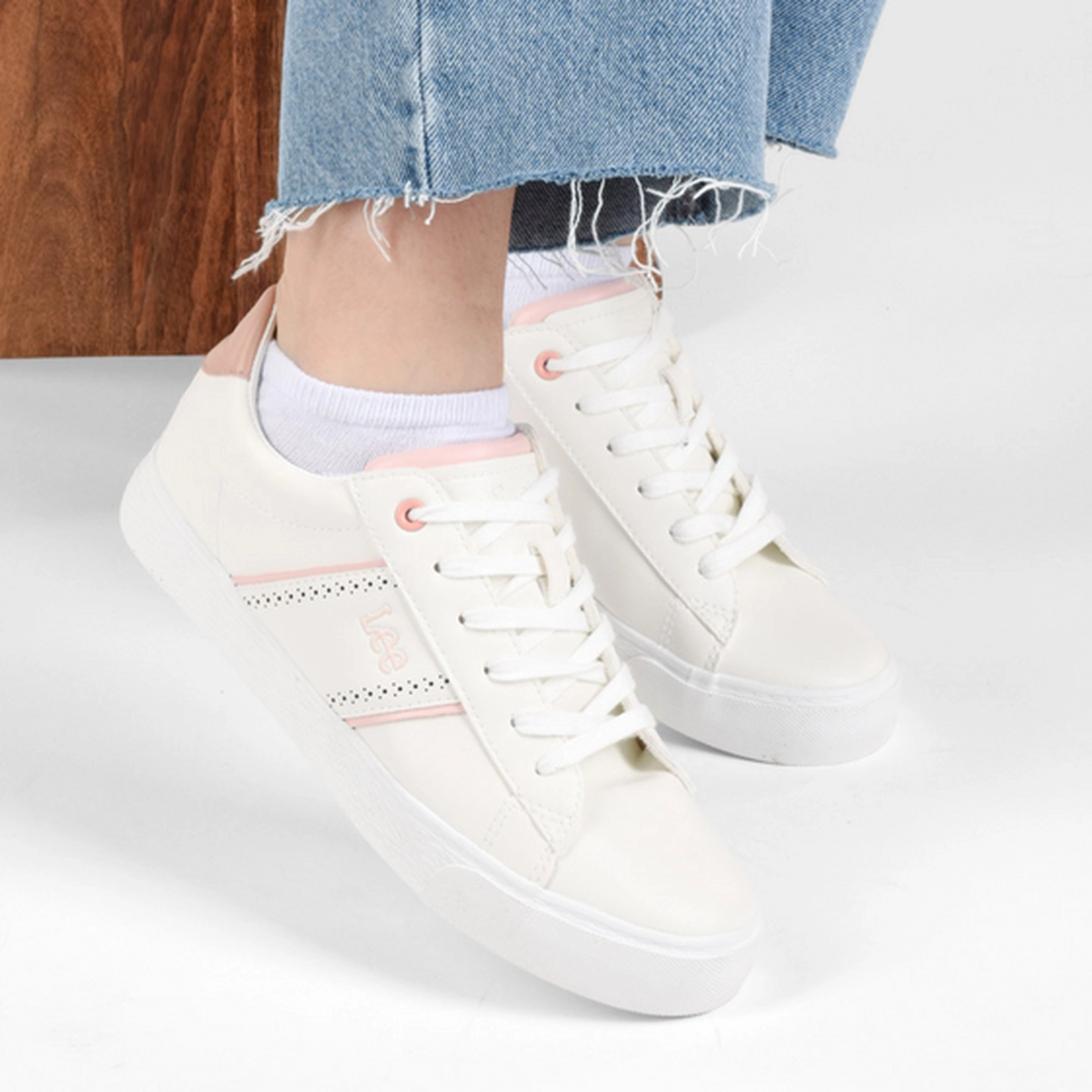 Sneakers WHITE LEE