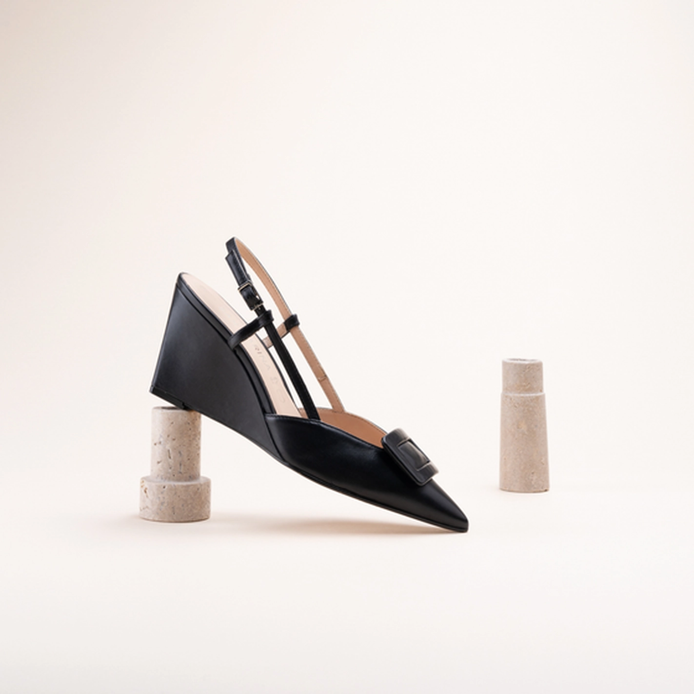 Pumps BLACK SAN MARINA