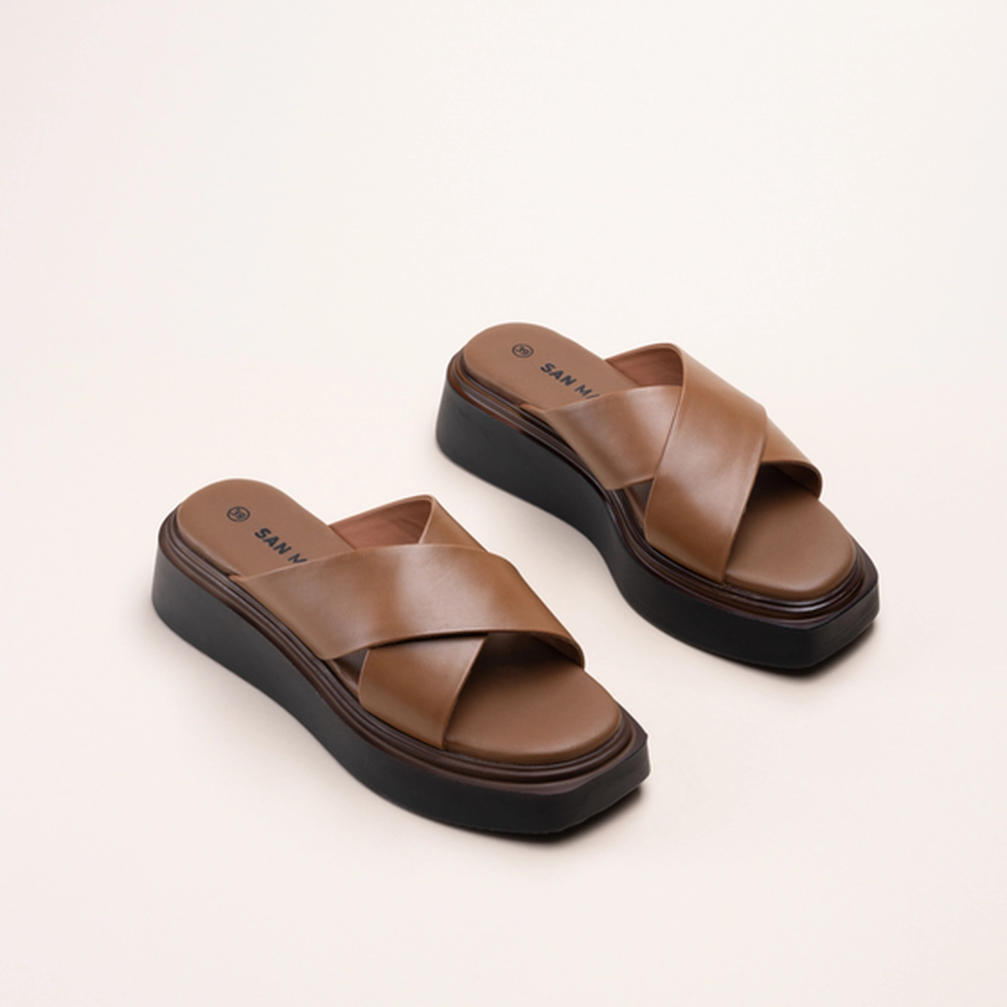 Mules COGNAC SAN MARINA