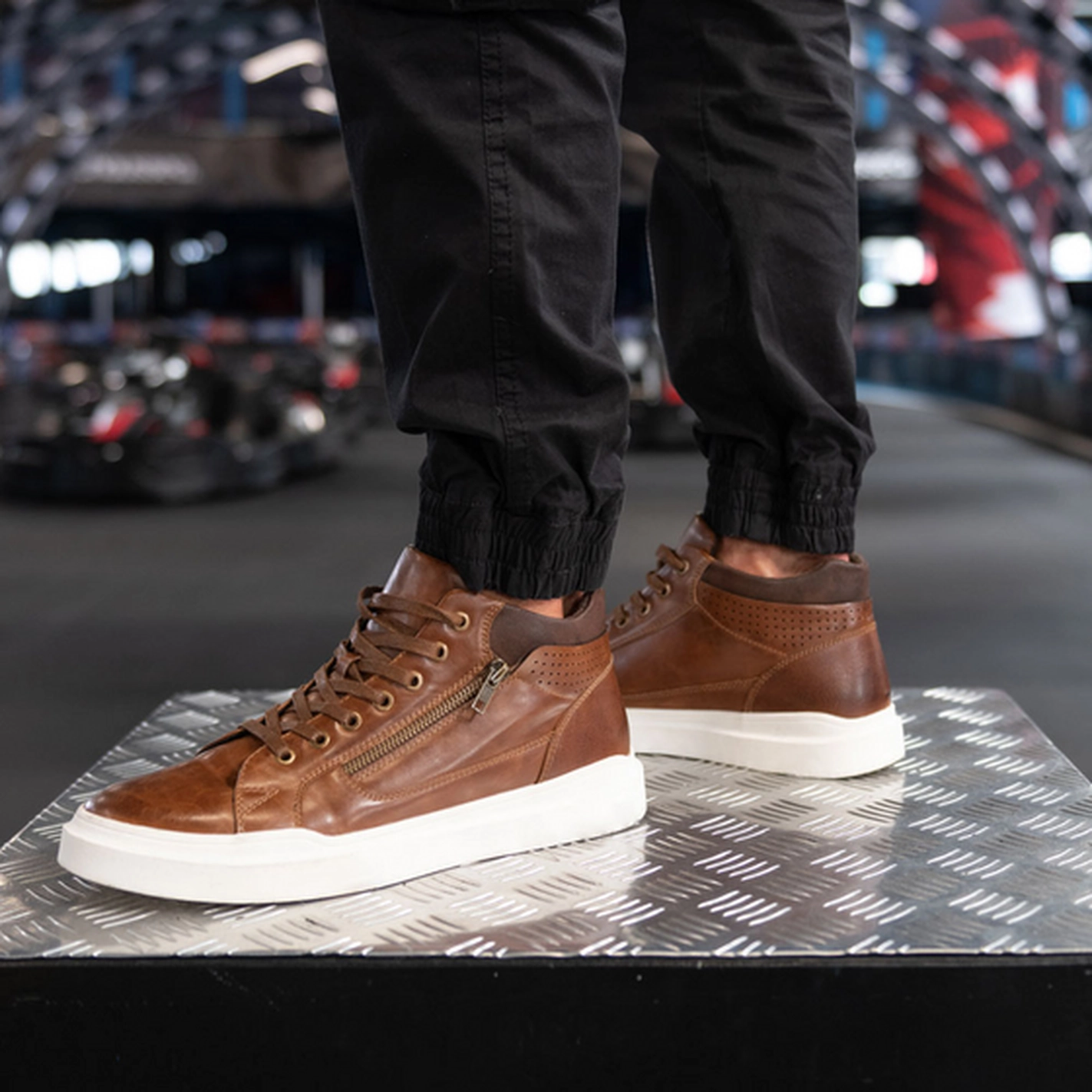 Sneakers BROWN FREECODER