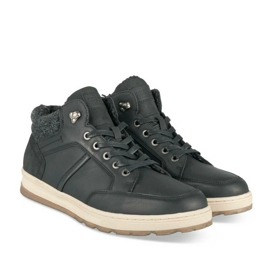 Sneakers BLACK FREECODER