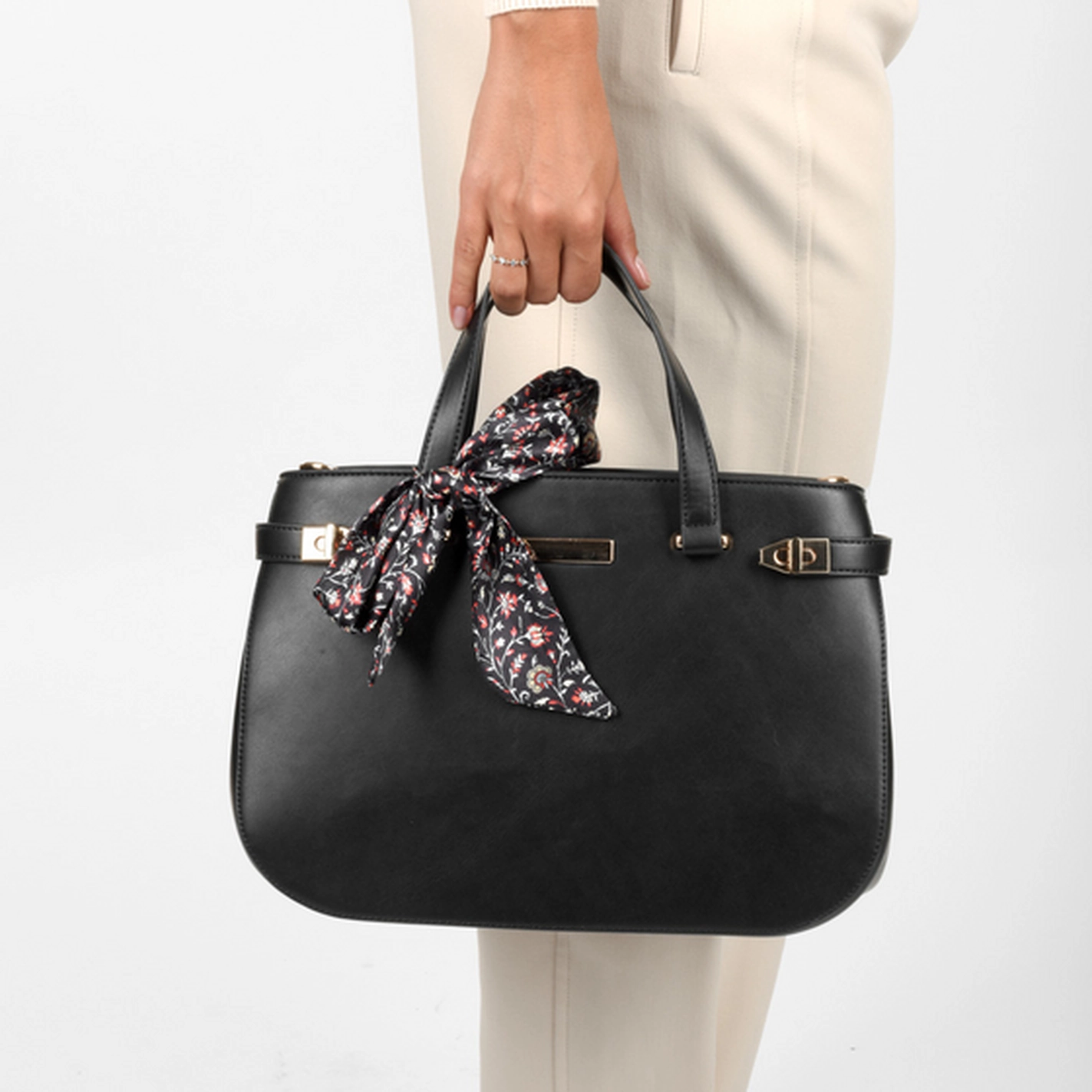 Handbag BLACK PHILOV