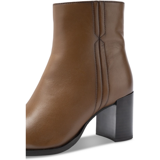 Ankle boots COGNAC SAN MARINA