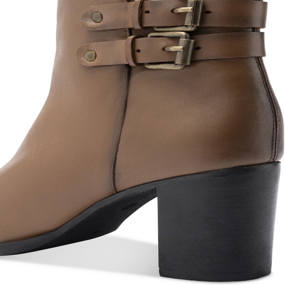 Ankle boots COGNAC SAN MARINA