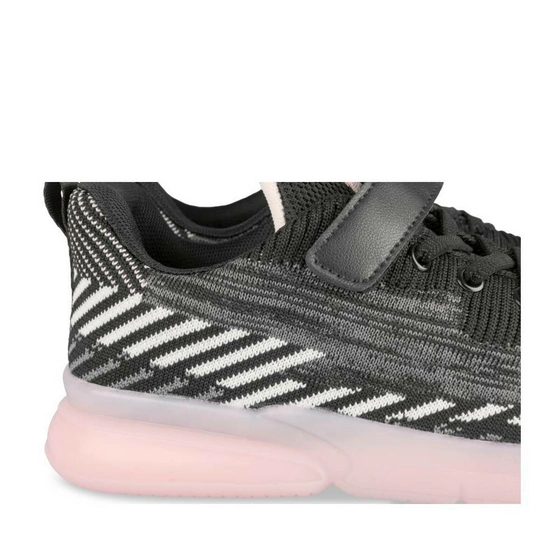 Baskets NOIR UNYK