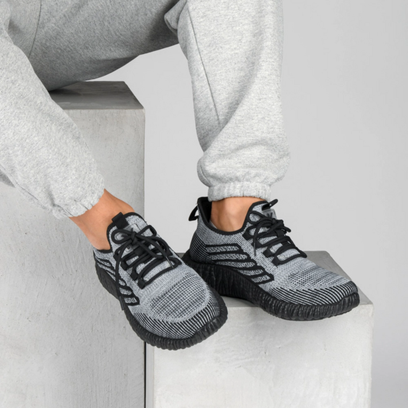 Baskets NOIR UNYK