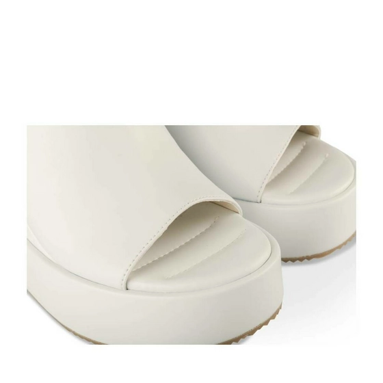 Mules BLANC MERRY SCOTT