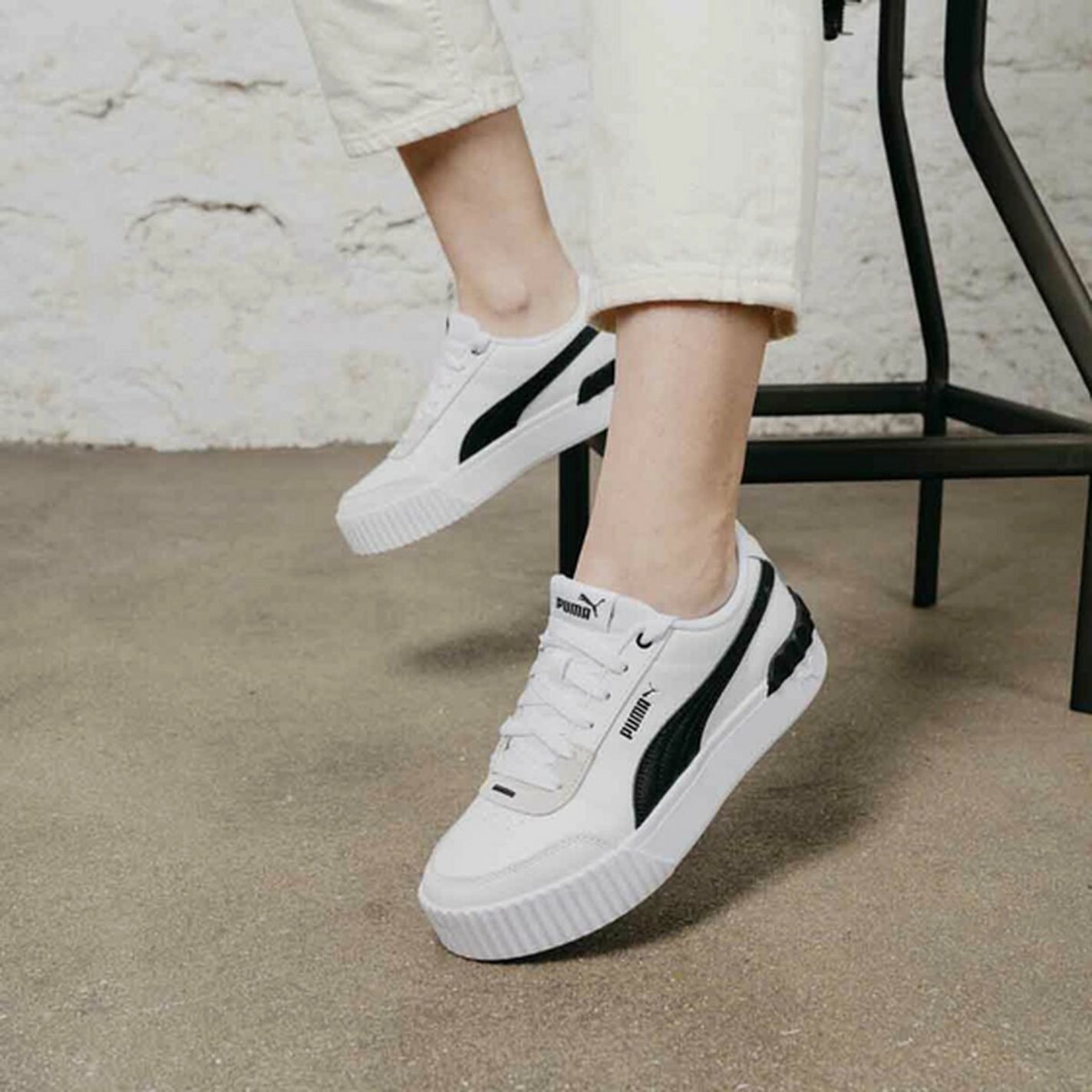 Baskets BLANC PUMA Carina Lift