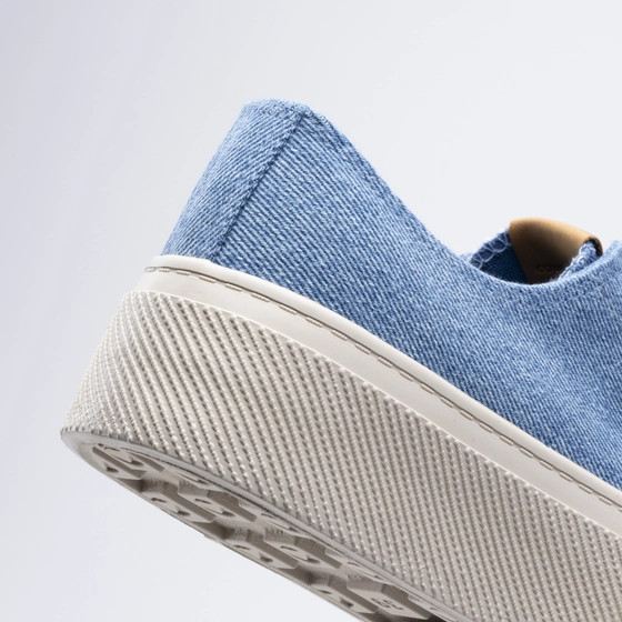 Sneakers BLAUW PATAUGAS